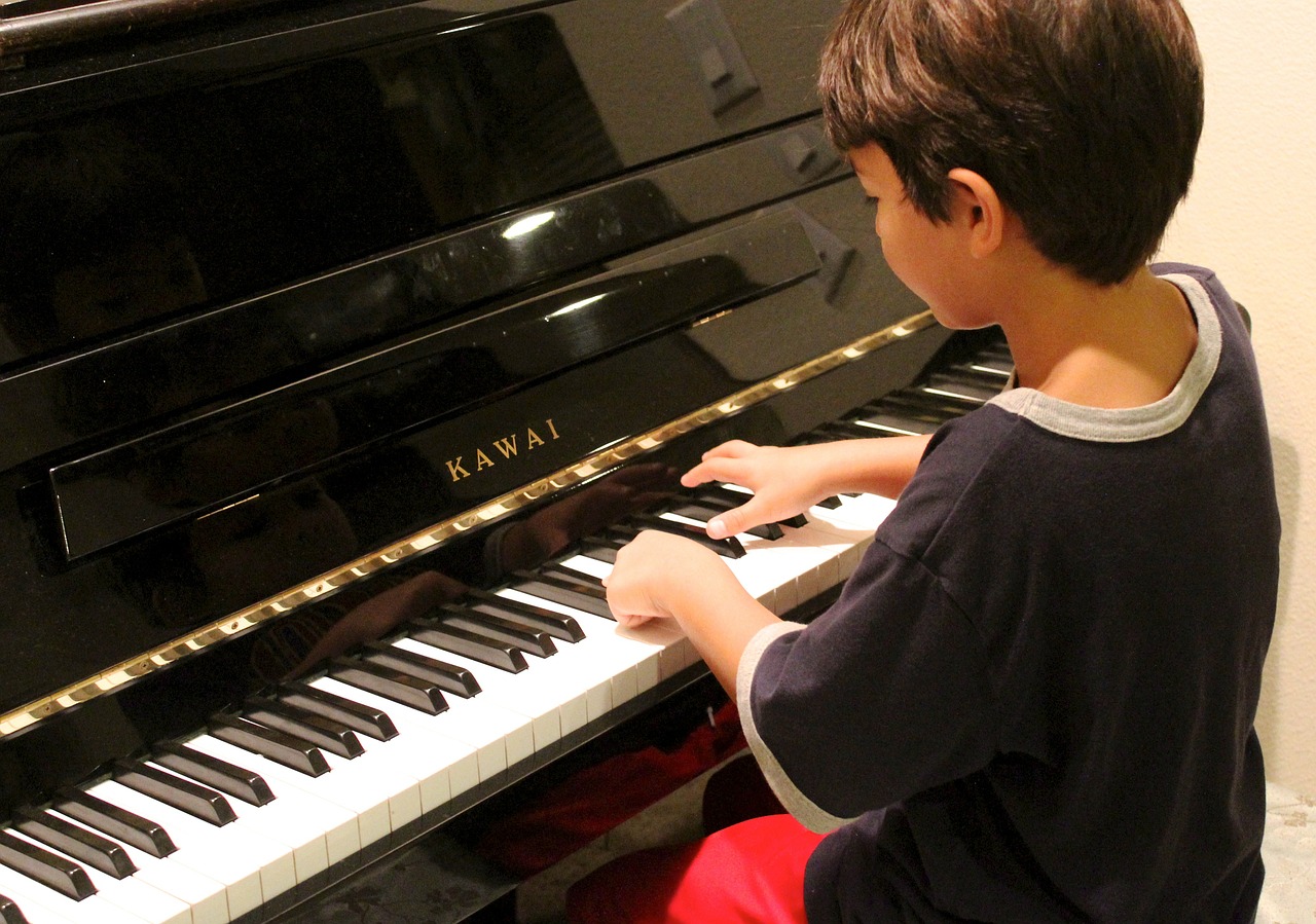Est-ce possible d'apprendre le piano seul ?