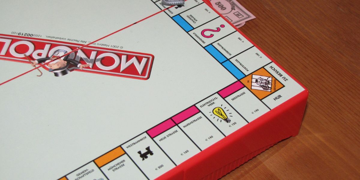 Le Monopoly : Comprendre l’attrait du jeu à l’ère moderne
